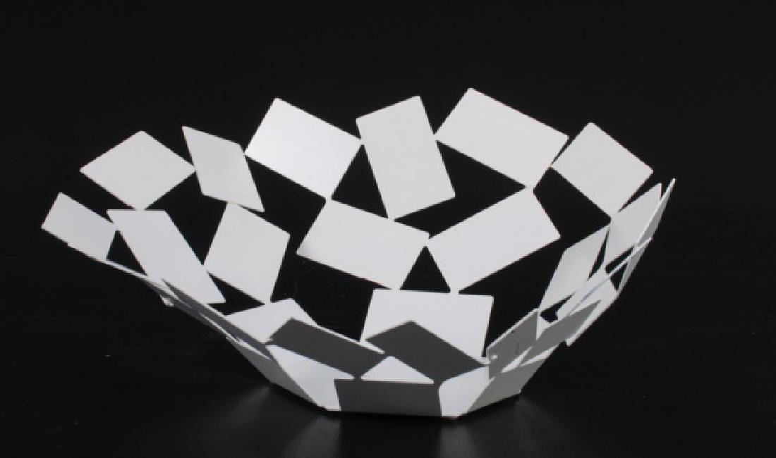 Alessi Mario Trimarchi  Centerpiece (1 of 7)