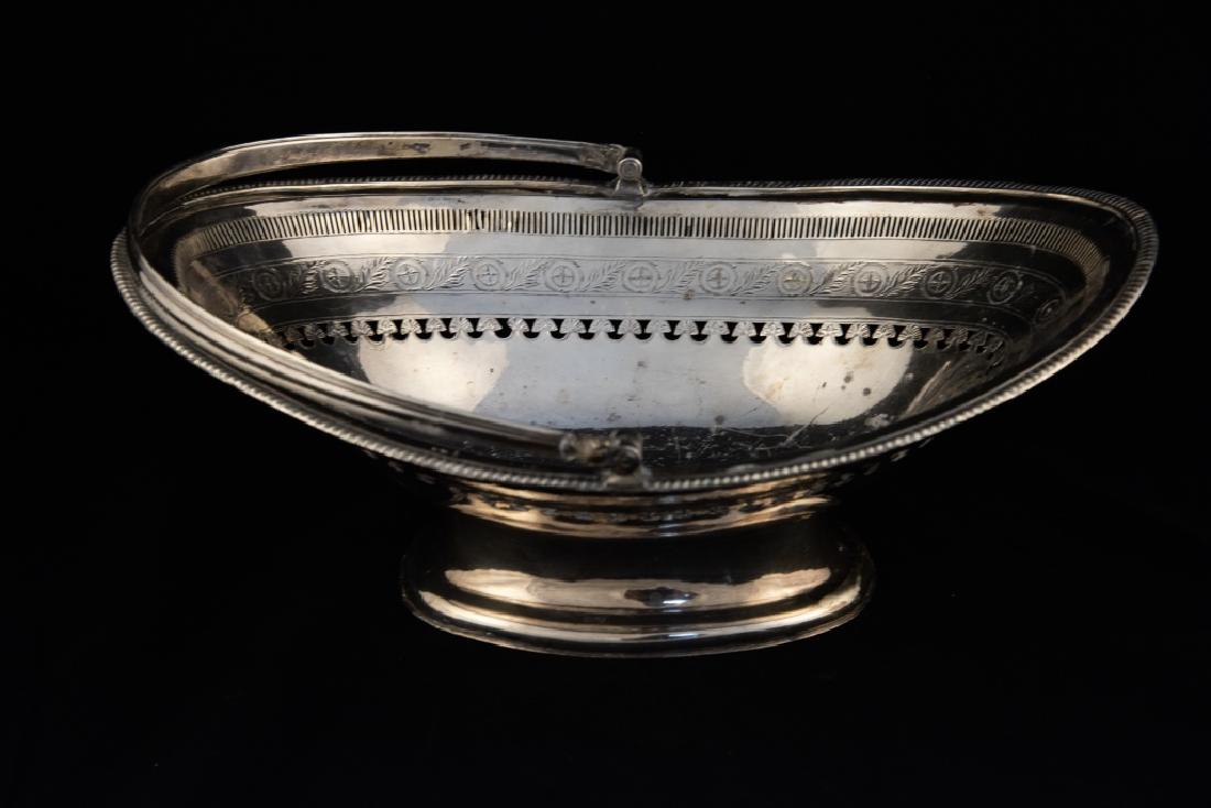 American Classical Coin Silver Bride"s Basket (1 of 3)