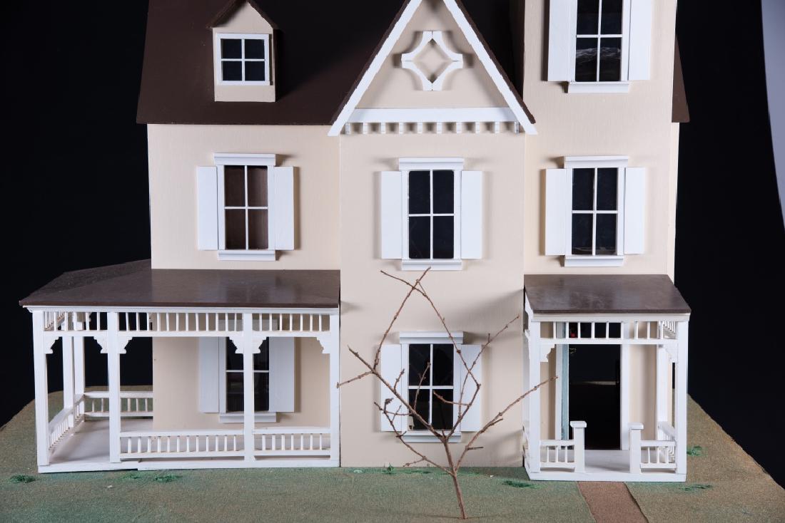 Real Good Toys Doll House (1 of 20)