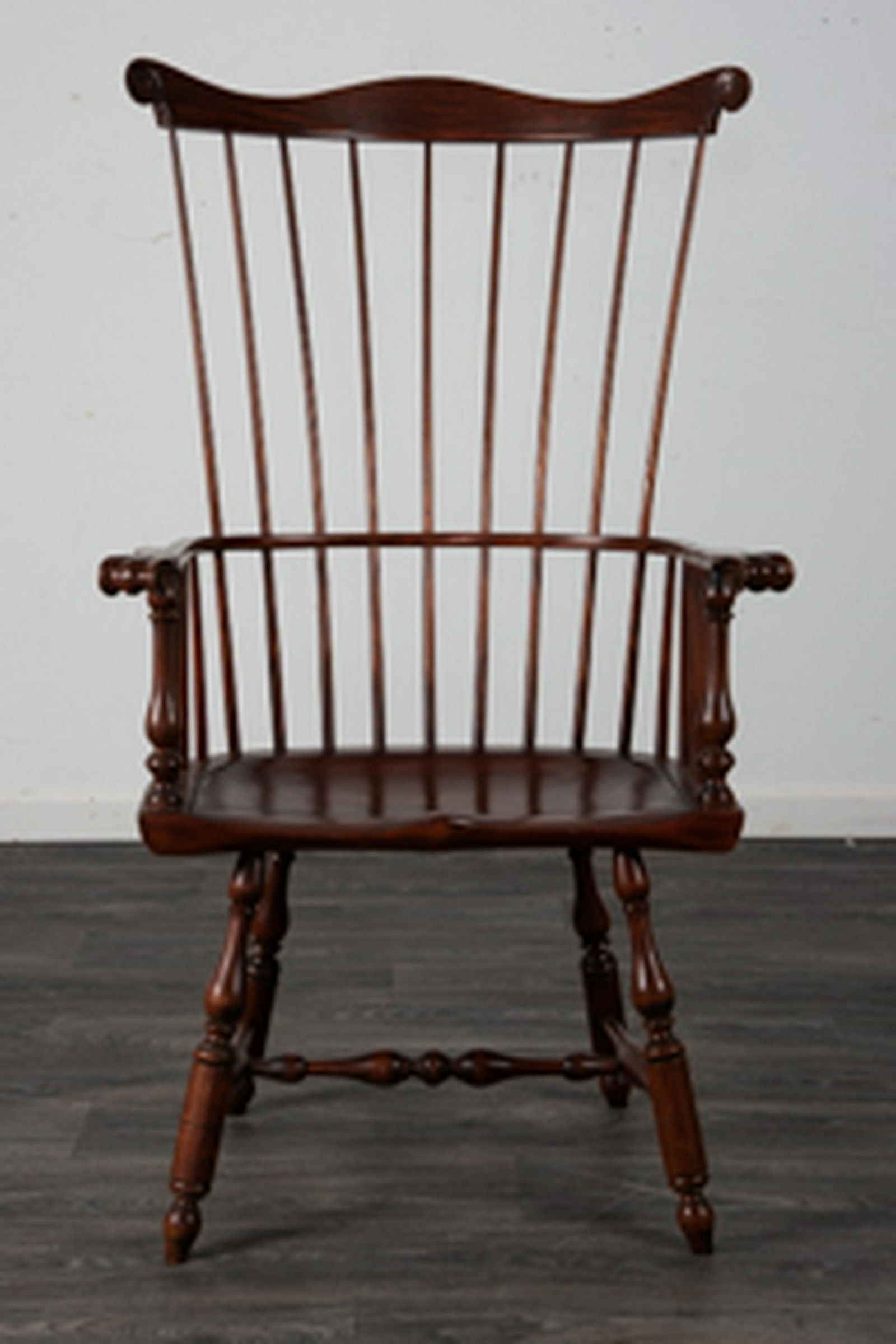 D R Dimes Fan Back Windsor Armchair Aug 24 2019 Bremo