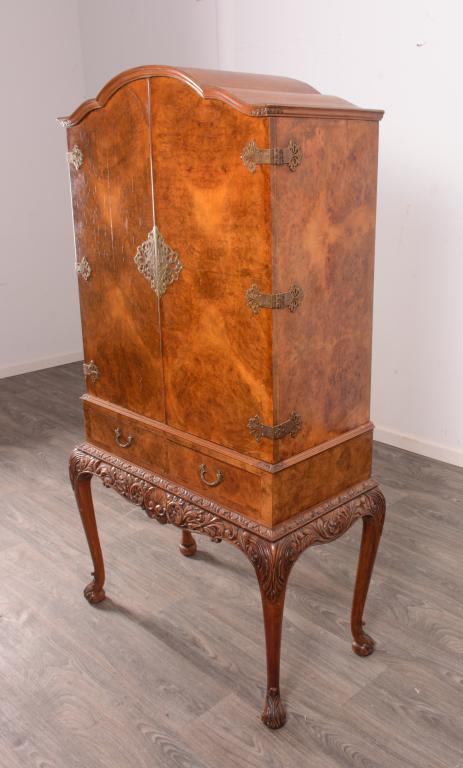 Italian Bar Cabinet (1 of 12)