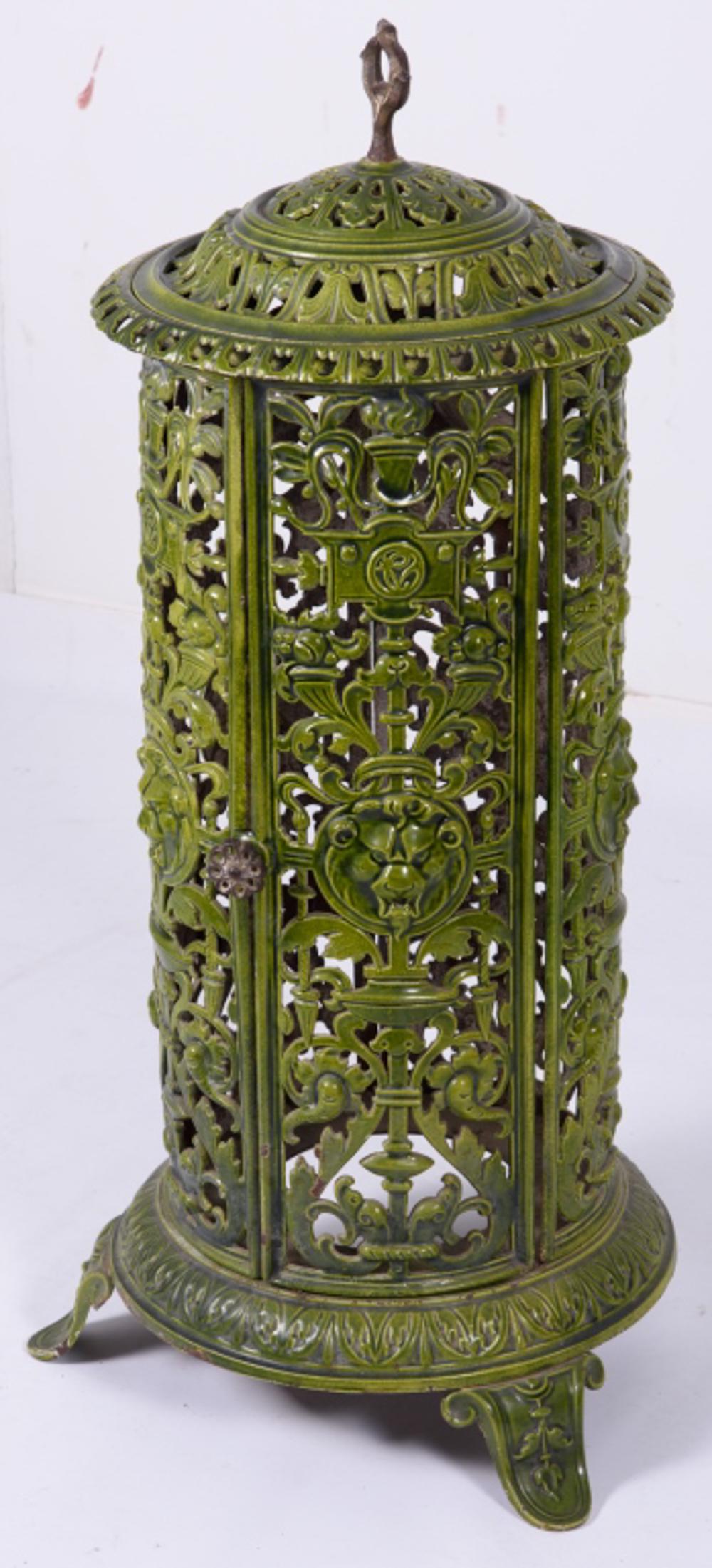 Enameled Cast Iron Stove (1 of 14)