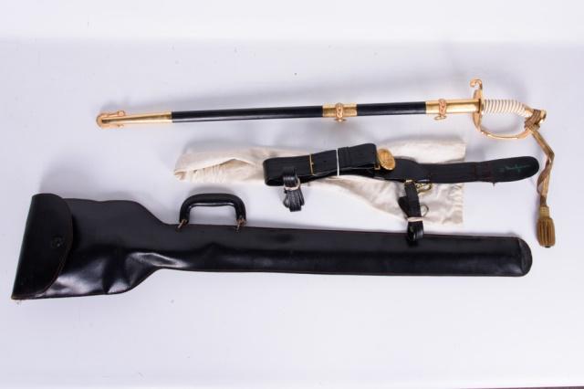 Gemsco US Navy Officers Sword & Belt (1 of 10)