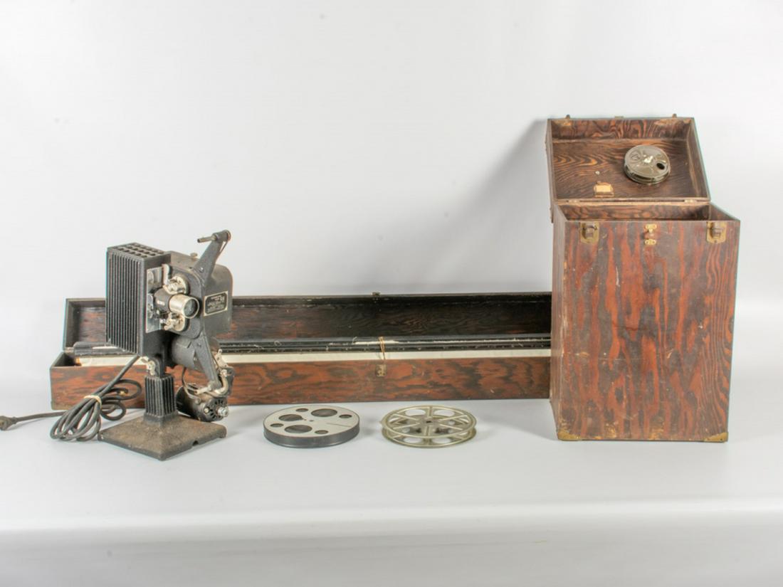 Eastman Kodak Kodascope Model EE Projector (1 of 13)