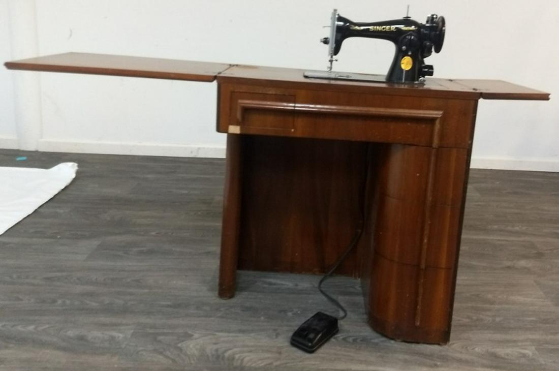 Art Deco Singer Sewing Cabinet (1 of 1)