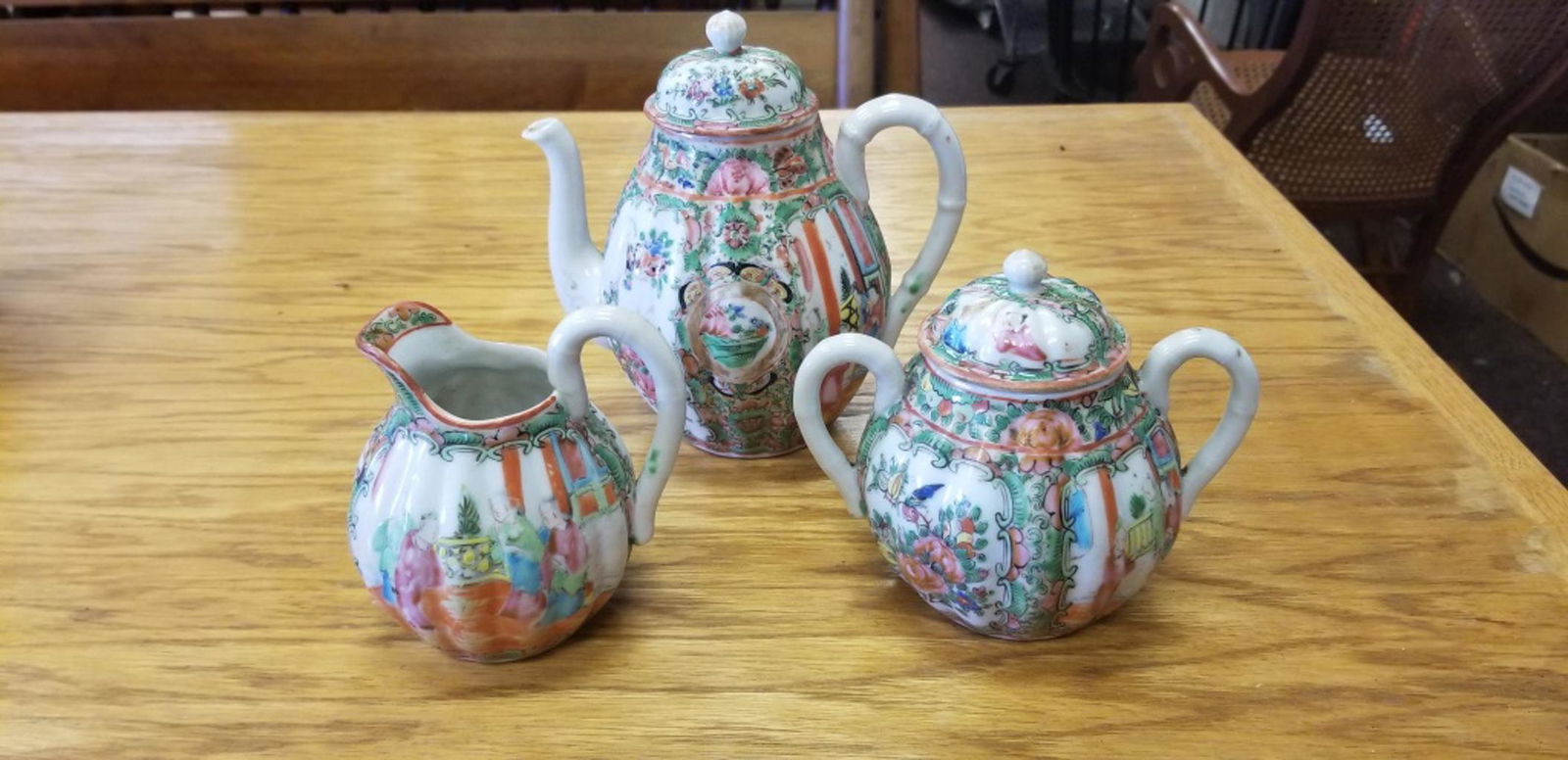 Chinese Rose Medallion Tea Set (1 of 3)