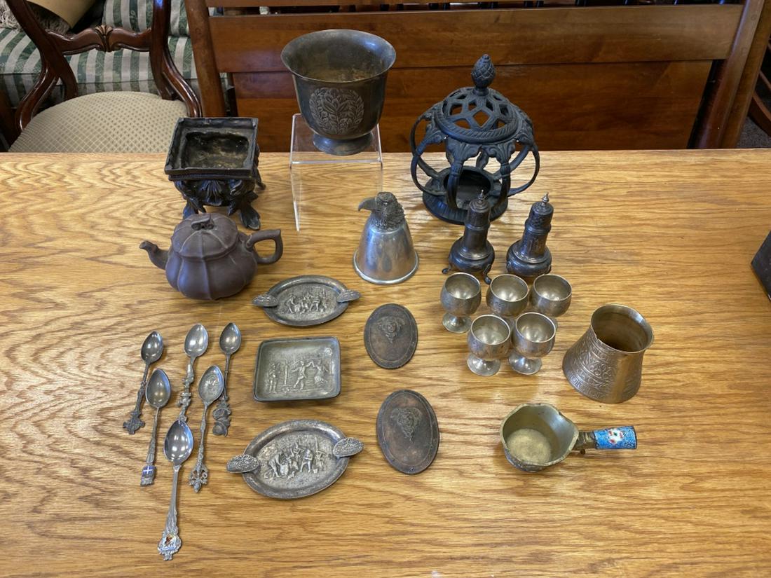 Decorative Mixed Metals Accessories (1 of 8)