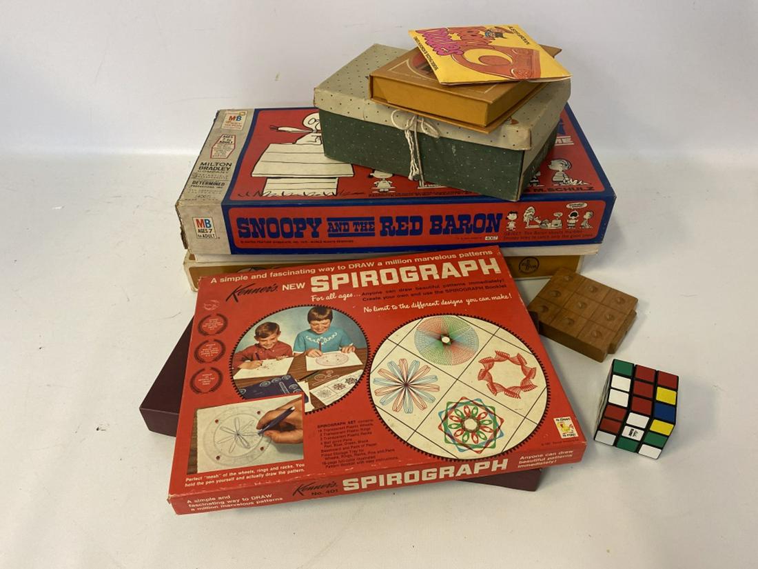 Vintage Board Games and Card Games (1 of 10)