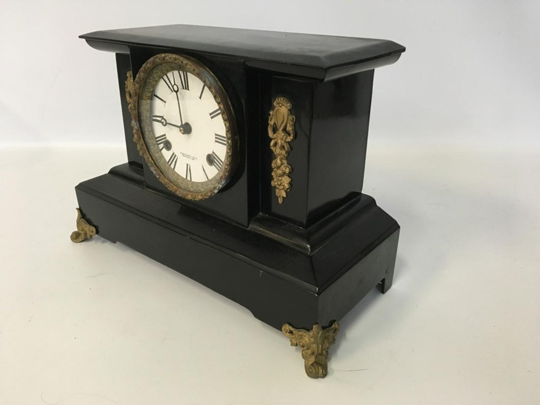 New Haven Clock Company Mantle Clock (1 of 7)