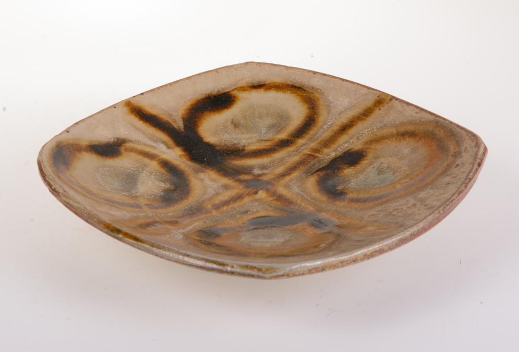 Studio Pottery Dish (1 of 4)