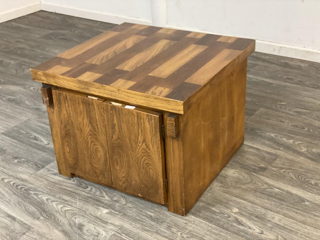 Lane Furniture Two Door Side Table: Mixed wood side table with two doors opening to storage. Marked to bottom Lane Furniture. In good condition. Measures approximately 21-1/8" high, 28" wide and 27-1/8" deep.