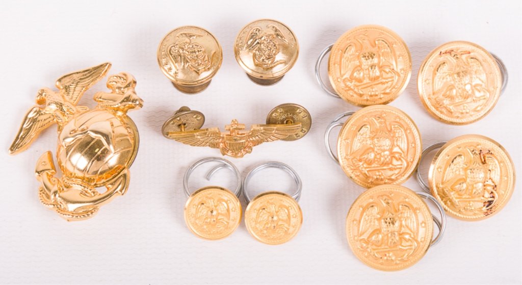 Military Buttons & Cuff Links, Eleven (11): Includes five 3/4" buttons depicting a partial spread wing eagle looking left, perched on anchor over cannon balls with ring of 13 stars over ridged backing, two 1/2" buttons with same depiction, a wi