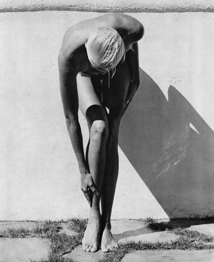 (Nude) Herb Ritts - Brigitte Nielsen - Gravure: 1987 Sheet-fed PhotoGravure printed Tokyo, Japan for Twin Palms Publishers in 1988 - limited edition of 6100, Nus - Image size approx. 11"x 13"
