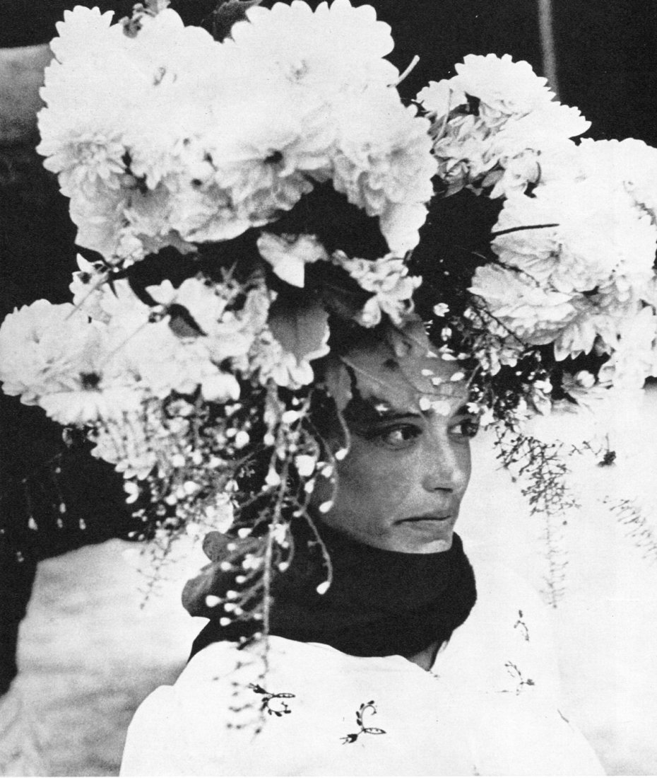 Edouard Boubat - Portugese Woman - Gravure: 1957 Sheet-fed PhotoGravure printed 1973 by C.J. Bucher (swiss printers) - Image size approx. 8"x10"