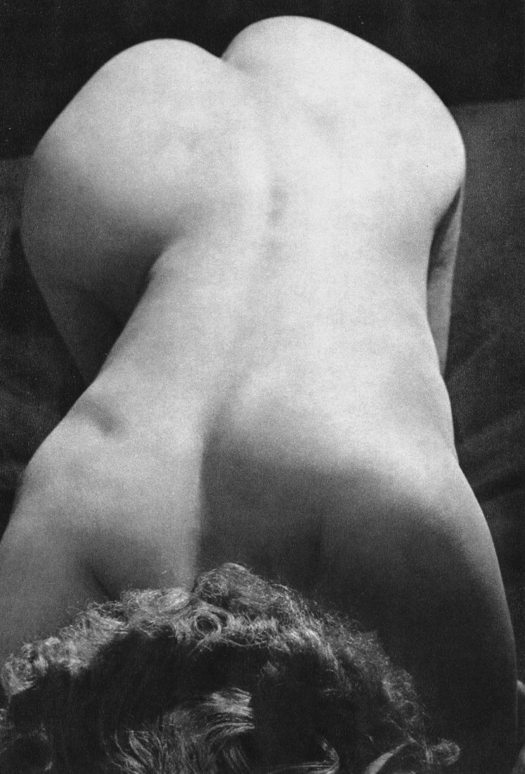 (Nude) Brassai, France - Nude Torso - Gravure: Vintage Sheet-Fed Photogravure printed by Braun & Cie - Paris in 1954, Nus - Image size approx. 8"x11"