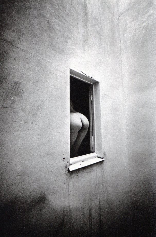 (Nude) Jeanloup Sieff - On a Rainy Day, Paris 1975: 1982 Sheet-fed Gravure printed by Contrejour French printers) - Image size approx. 4.5â€x6.5â€