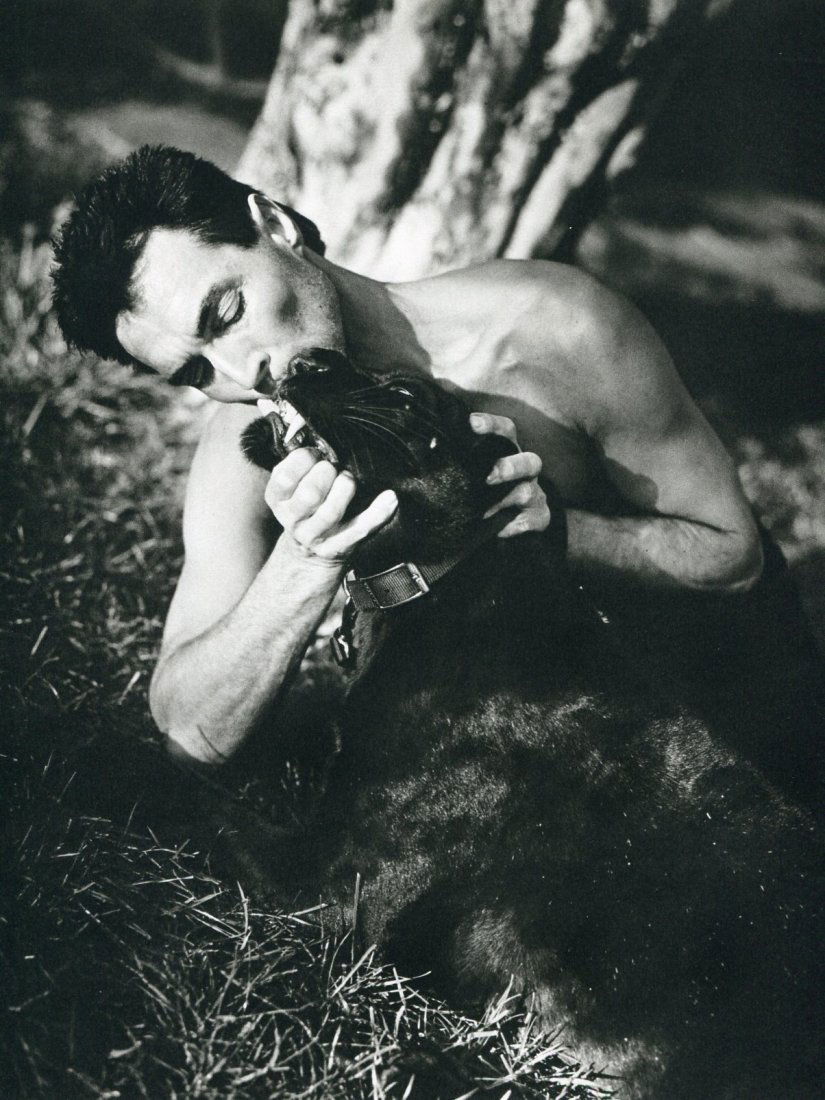 Bruce Weber - Roy with his Cat, Vegas 1985: 1988 Sheet-fed Gravure printed by H Fournier, S.A. - Vitoria (Spanish printers) - Beautifully printed - Image size approx. 9"x12"