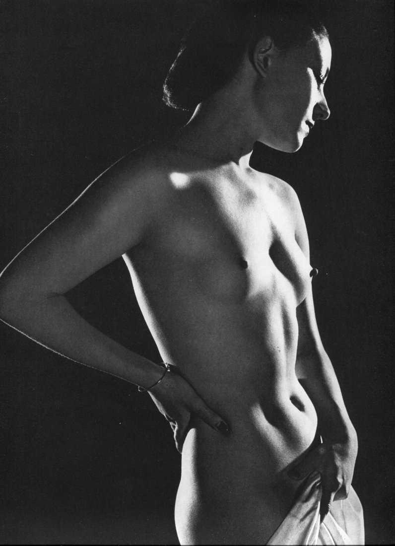 (nude) Brassai - Woman Nude: Beautiful Vintage HelioGravure printed by Theo Brugiere - Paris in 1949, Etudes de Nus - Image size (inches) approx. 9 x13