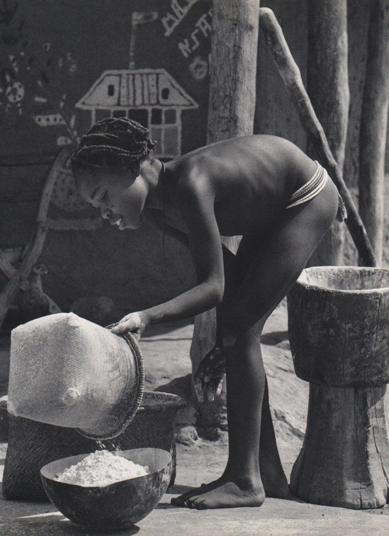 Emil Schulthess - Preparing Millet Flour - Afrika: 1958 Sheet-fed Gravure printed by Conzett & Huber, Switzerland - Image size approx. 9.5 x 12"