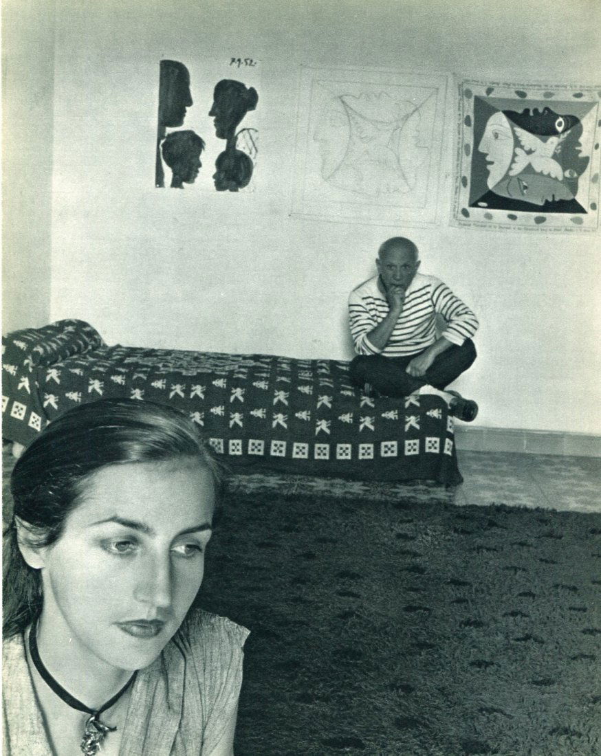 Doisneau, Robert - Picasso et Franoise Gilot: Vintage Sheet-fed Gravure printed in 1956 by Braun & Cie, France - Image size 8.5" X 10.5"