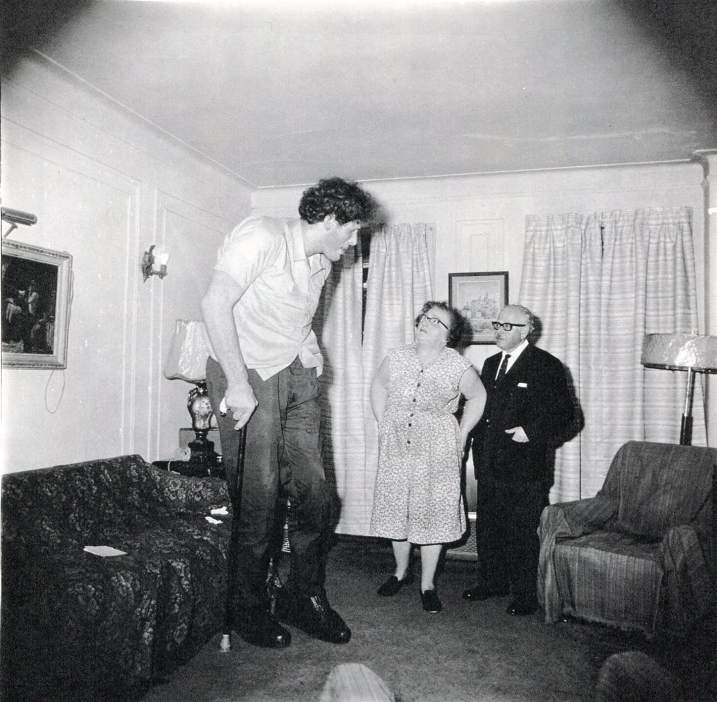 Diane Arbus - Jewish Giant, Bronx, NY 1970: 1972 Sheet-fed Gravure printed by C.J. Bucher (swiss printers) -. Image size approx. 7 x7