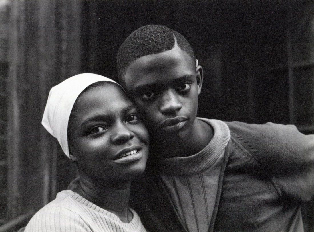 Bruce Davidson - Harlem, young couple: 1969 Sheet-fed Copperplate Gravure by Conzett and Huber (Swiss printer) - Image Size approx. 9"x7"