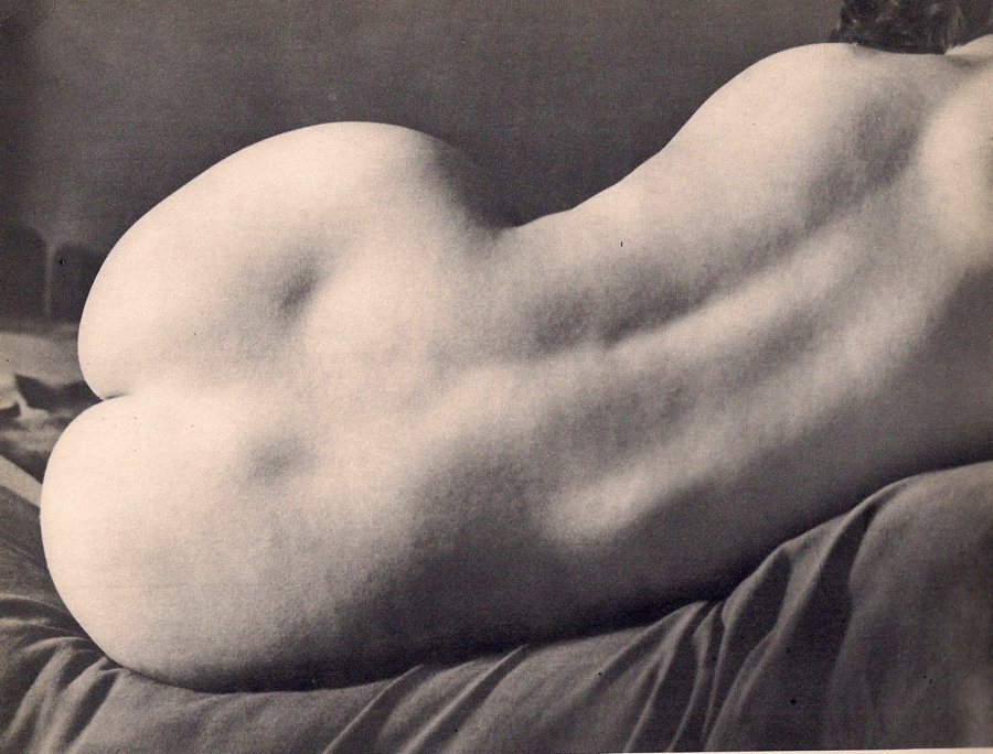 Brassai - Nude: Vintage Sheet-Fed Gravure printed in 1935 by La Neogravure, France - Image size approx. 9" x 6"