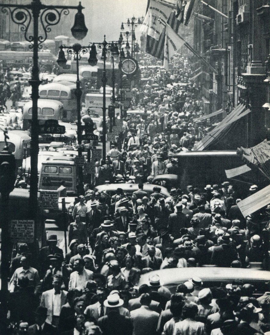 Feininger, Andreas - Rush Hour: 1958 Heibonsha publishers, Japan (printer) Sheet-fed Copperplate Gravure - Image Size approx. 7 x 9