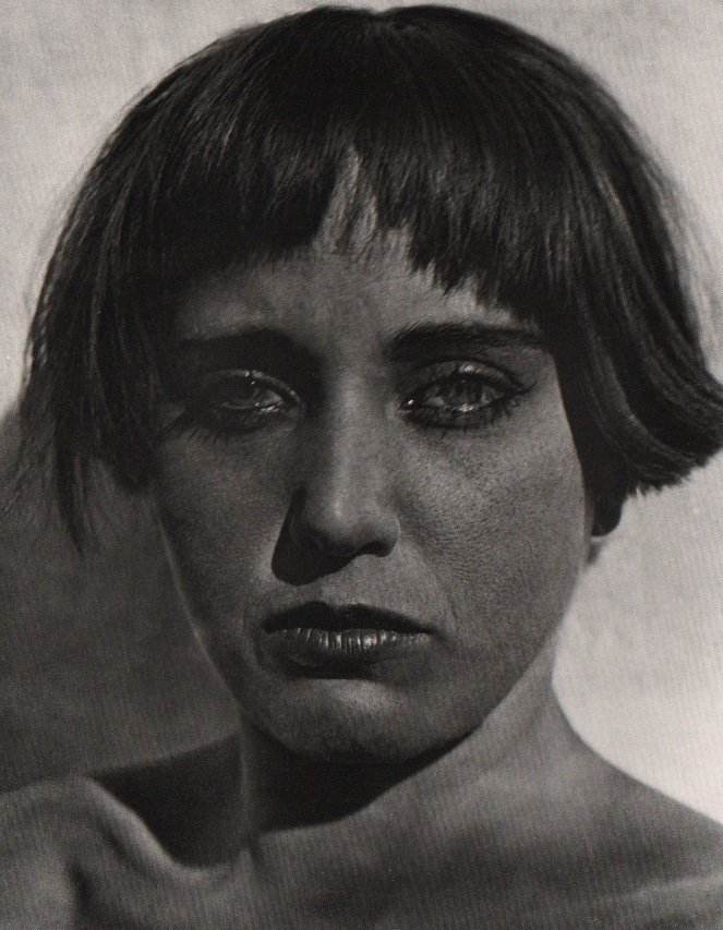Weston, Edward - Nahui Olin, 1924: Photo Engraving, printed in USA. 1979 - Image Size 6.5" x 9"