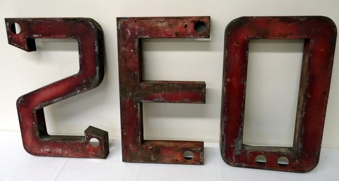 Lot of 7 Metal Letters: 7 painted tin marquee letters - 24"x15"x2-1/2" 2 Es, L, N, O, S, W Good condition