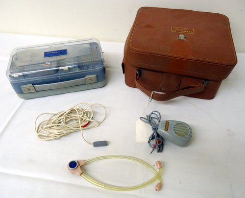 Tape Recorder: Phono Trix tape recorder with microphone and earphones in leatherette case - 10.5"x10"x5.5"