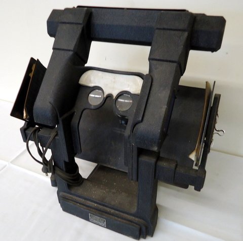 Stereo Campimeter: Lloyd stereo-campimeter - 18"x16"x13", manufactured by American Optical