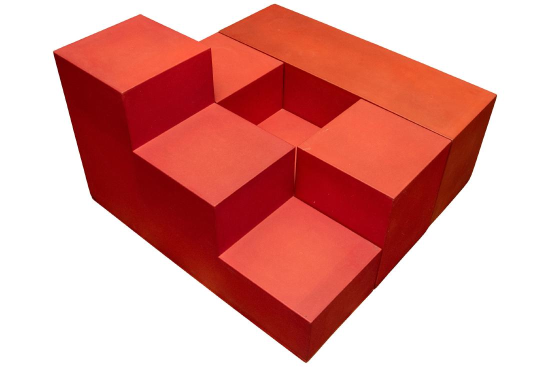 Mario Bellini For B&B Italia "Gli Scacchi": Rare set of red 'Gli Scacchi' Elements sculptural table by Mario Bellini. Originally introduced in 1971 and produced primarily in black, fewer in green and even fewer in red. Made from Duraplum polyur