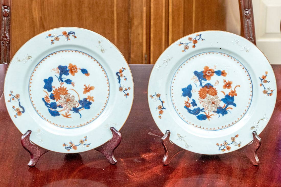 Antique Pair Of Chinese Export Imari Porcelain Plates, 18th C.