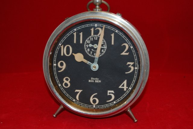 Vintage Westclox Big Ben Black Face Glow Hands: Here is a nice Big Ben alarm clock in working order. Black face. Peg Legs.