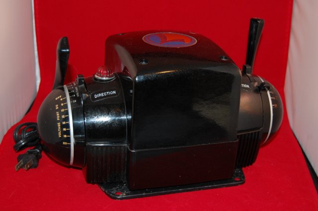 Lionel ZW 250 Watt Transformer, 1011, 1026 transformers: Three transformers for the price of one. All in working condition at the time of auction.