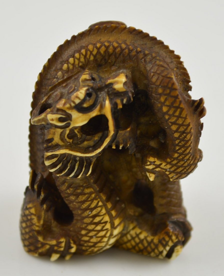 Signed Japanese Ivory Dragon Netsuke: Measures 1.5" tall. Est. 75-100