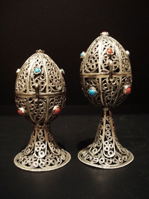 Pair of Russian silver 84 zolotniks eggs. Master Silver: Exceptional pair of Russian silver 84 Zolotniks eggs. Eggs with the Star of David and stones. Master Silversmith. L. Avdyeyev, and assayer or manufacturer Savinski Veniamin Moscow. Marks: N.A- B.C - 1