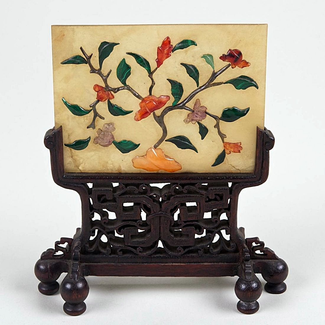 Antique Chinese Table Screen in Jade precious stones: Antique Chinese Table Screen in Jade precious stones inlaid with floral decoration, with wooden stand, owned by a British collector acquired before 1970, 5.80in. high