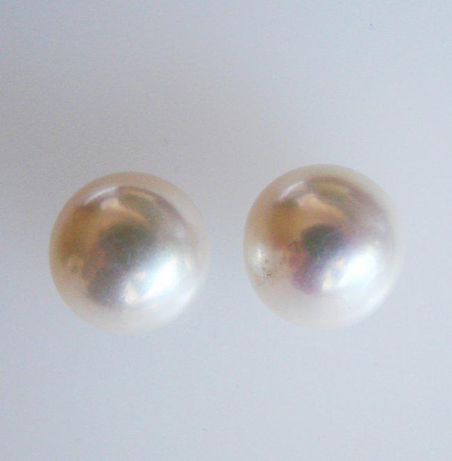 10 mm Stud Earrings White Cultured Pearl Grade: AA (1 of 2)