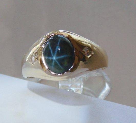 Man's  Blue Star Sapphire Ring: 2.05CtD:.08Ct 14KY/G (1 of 4)