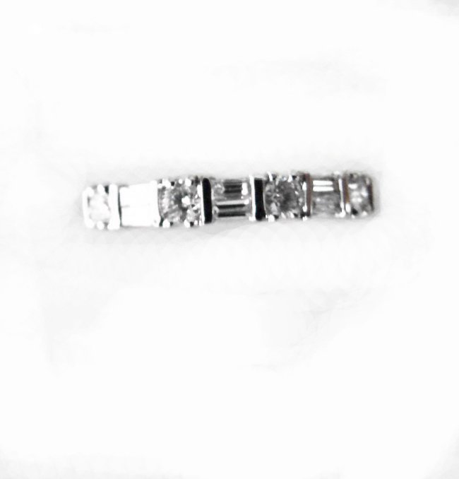 Wedding Ring Diamond : .44 Carat 18K White Gold: Gem Type: Natural Diamond Condition: New Item: Ring (Size: 7) Band thickness: 2-3mm Total diamond weight: .44 carat 4 Pieces Diamond Weight:.25 Carat Round Brilliant Clarity: VS2,Color: G, Treatment: