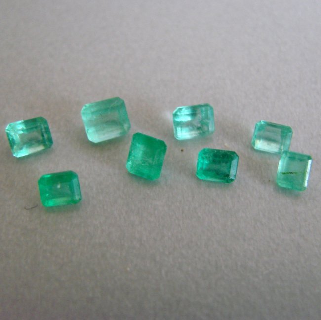 Mixed Size  Shape Columbia Emerald 3.38Ct (1 of 3)