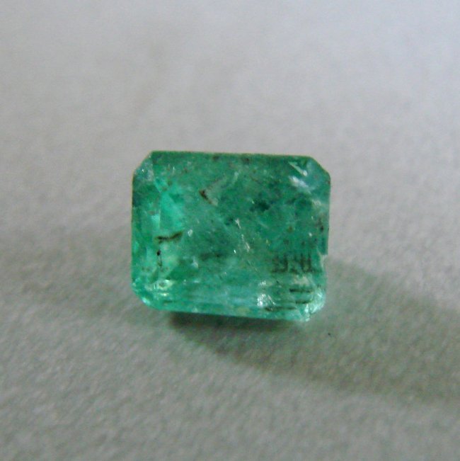 Natural Columbia Emerald Octagon 1.71Ct 7.4x6.2x5.5 mm (1 of 3)
