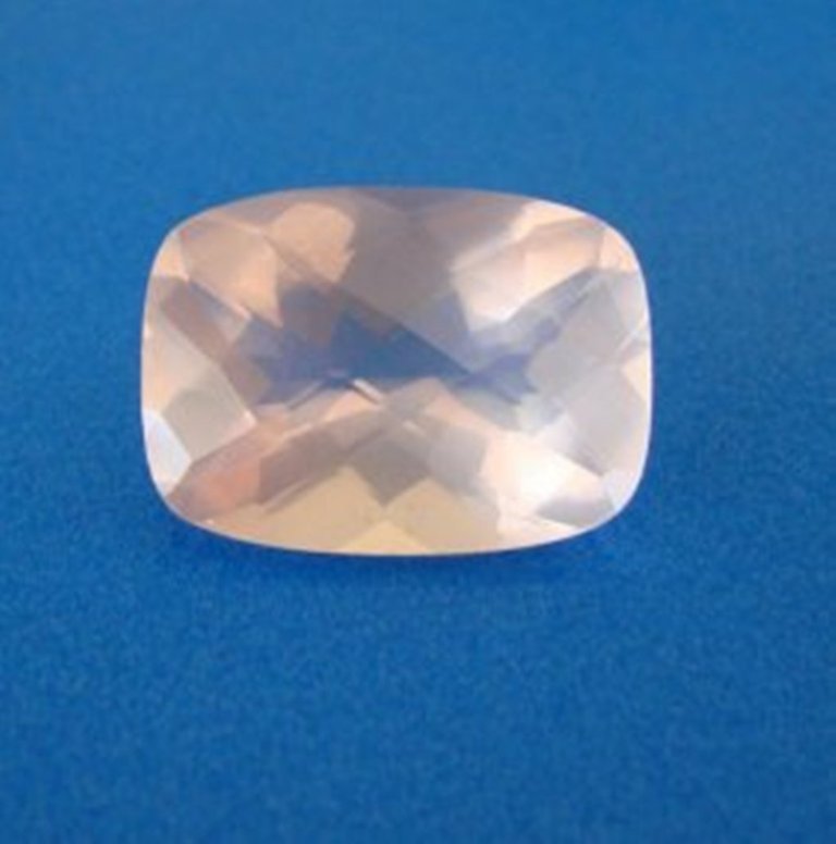 Loose Natural Rose Quartz 5.78 CT 14x10x6.7mm (1 of 2)