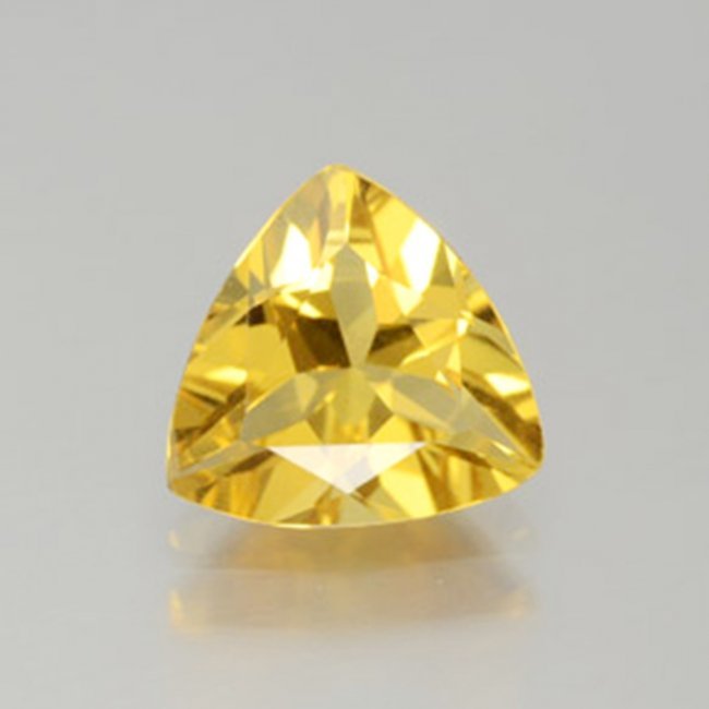 Natural Yellow Glden Beryl Trillion Cut 1.92Ct: Gem Type: Natural Yellow Golden Beryl Qty: 1 Pieces Weight: 1.92 Carat Measurement: 8.7x8.7x5.5 mm Shape: Trillion Facet Clarity: VS,Color: Yellow Golden Origin: Madagascar Treatment: None