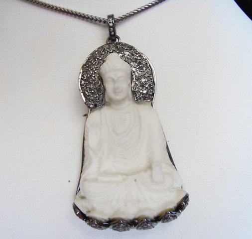 Natural Jade Bangle Grade A Inner Diameter: 63 mm (1 of 6)