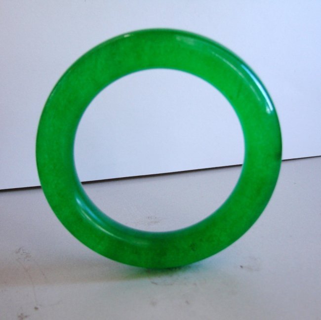 Natural Jadeite Jade Bangle Grade A Size 7.25 (1 of 2)