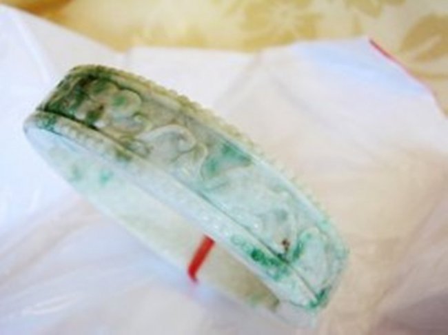 Natural Jadeite Jade Carved Bangle Grade A Size 7 (1 of 6)