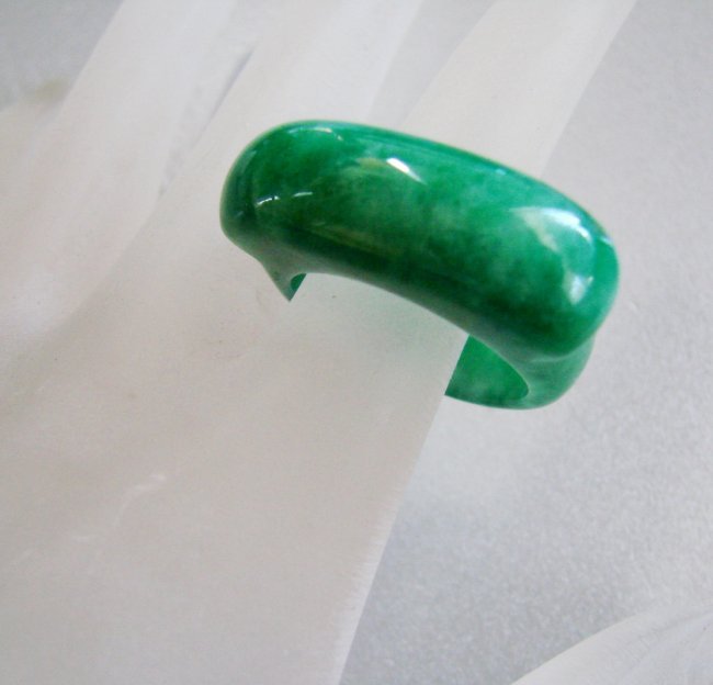 Natural Chinese Jadeit Jade Dome Ring Grade A Size:10. (1 of 4)